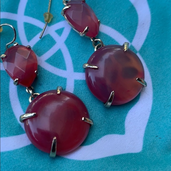 Kendra Scott Marinas / Pink Agate Earrings - Picture 7 of 8